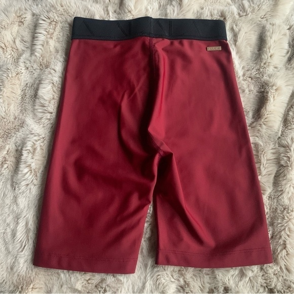 Alala Primary Short Pomegranate - Picture 4 of 8